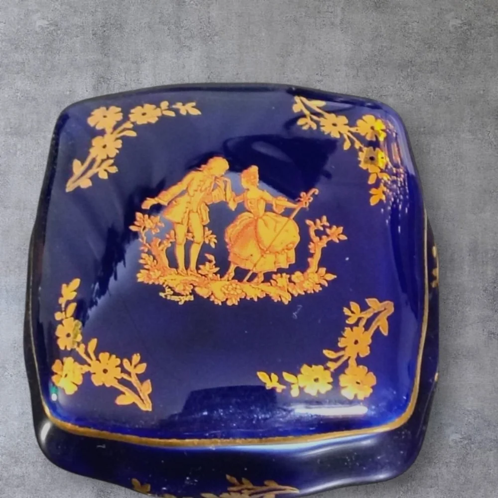 Vintage Limoges France Cobalt Blue & Gold Courting Couple Trinket Box